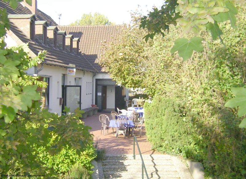 Das Naturfreundehaus mit Terrasse